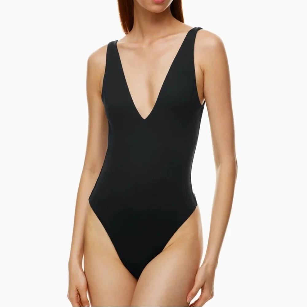 Aritzia Babaton Contour Bodysuit V Neck Classic Neutral Minimalist Black Size XL
